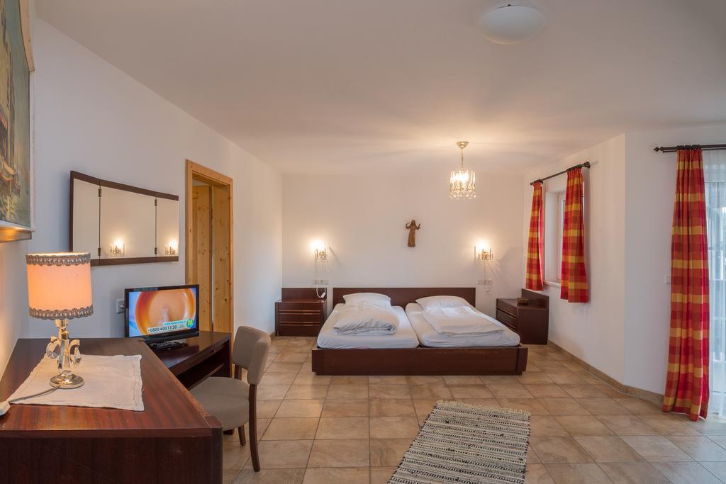 Landhaus Charlotte Am Geigenbuehel -Apartments Seefeld in Tirol Exteriér fotografie